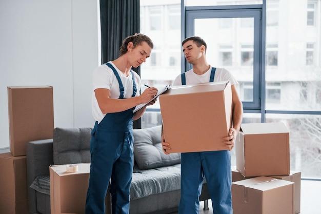 how do packers and movers work