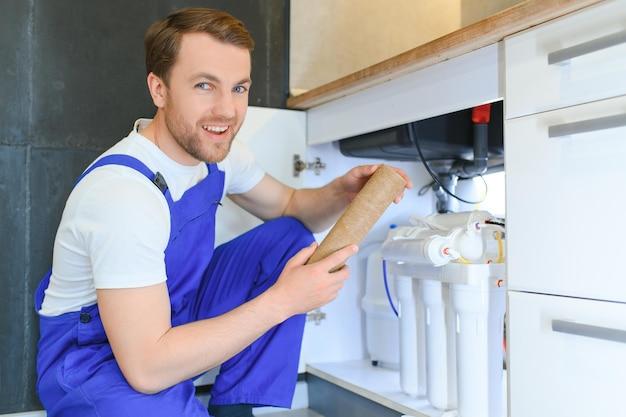 plumber to install water filtration system