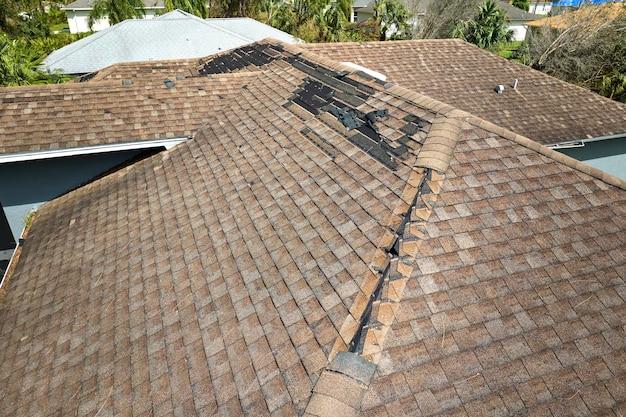 metal roof vs shingle roof in florida