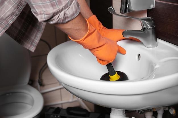 plumber cost to replace toilet flange