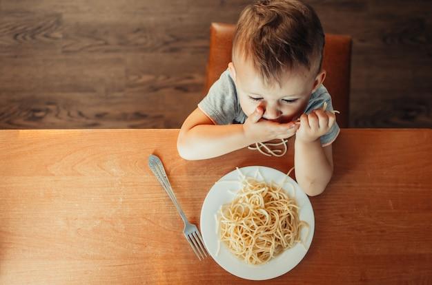 macaroni eaters