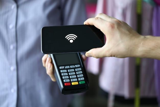 verifone card reader apple pay