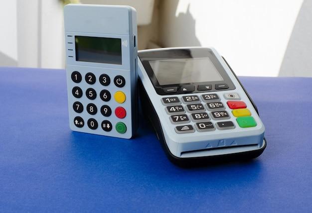 verifone card reader apple pay