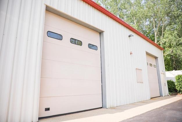 garage door will only open a foot