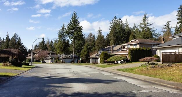 a driveway is 25 m long