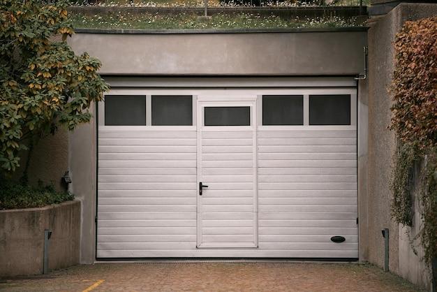 do i need an insulated garage door