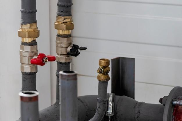 can plumbers install gas lines