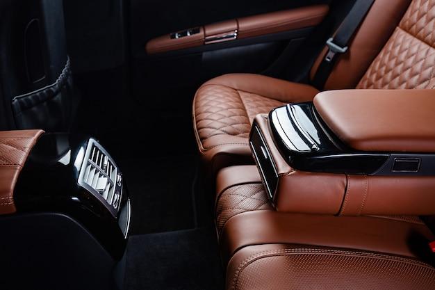 change cloth car seats to leather