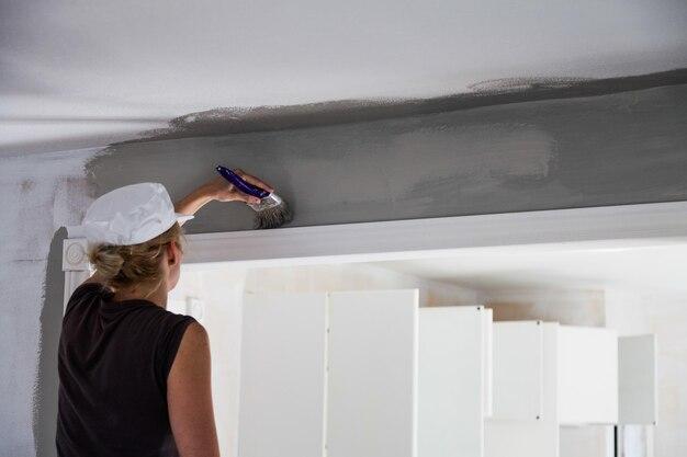 can you use wall paint on the ceiling