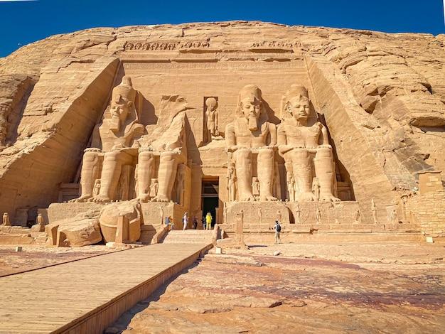 is abu simbel worth visiting