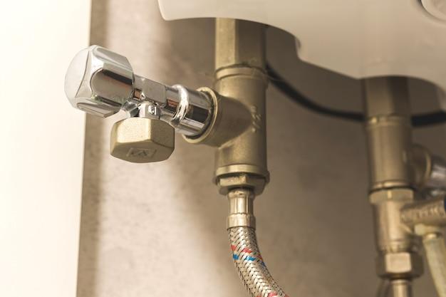 change water heater element without draining