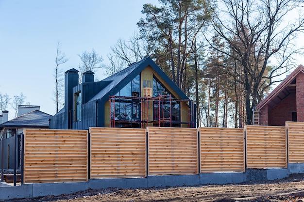 long fence siding