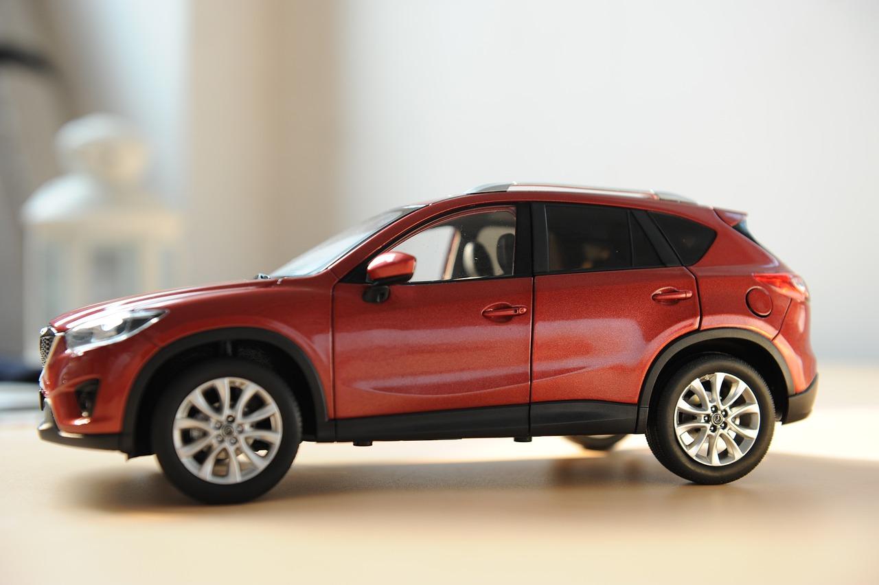 what is the difference between mazda cx5 and cx9