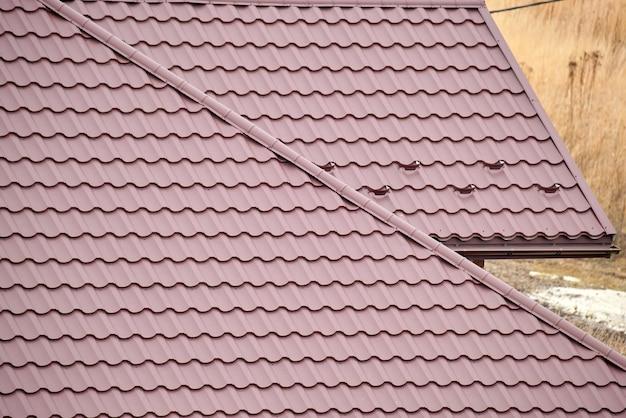 metal roof vs shingles in florida