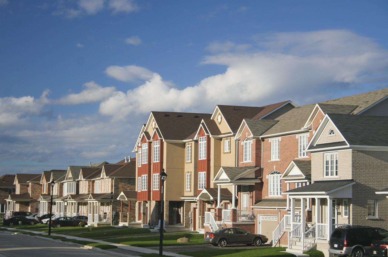 townhouse shared roof