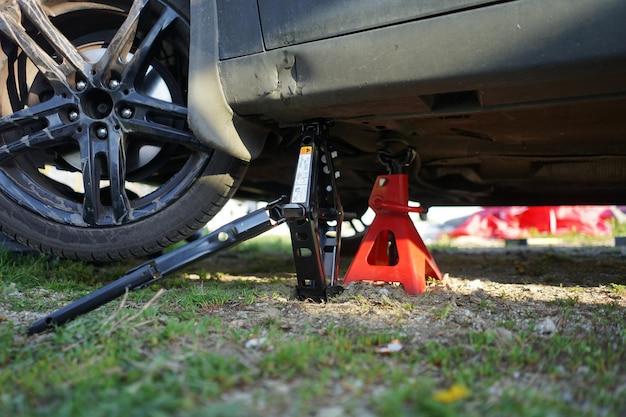 jeep jack stands