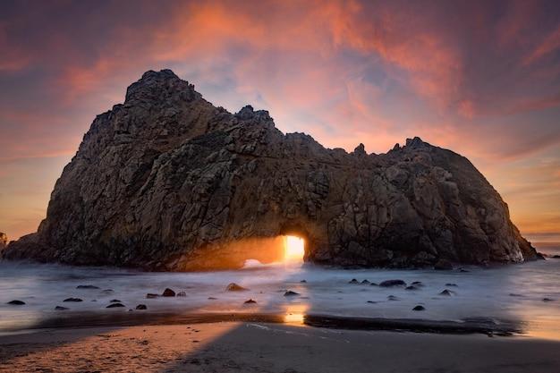 fortunes rocks beach