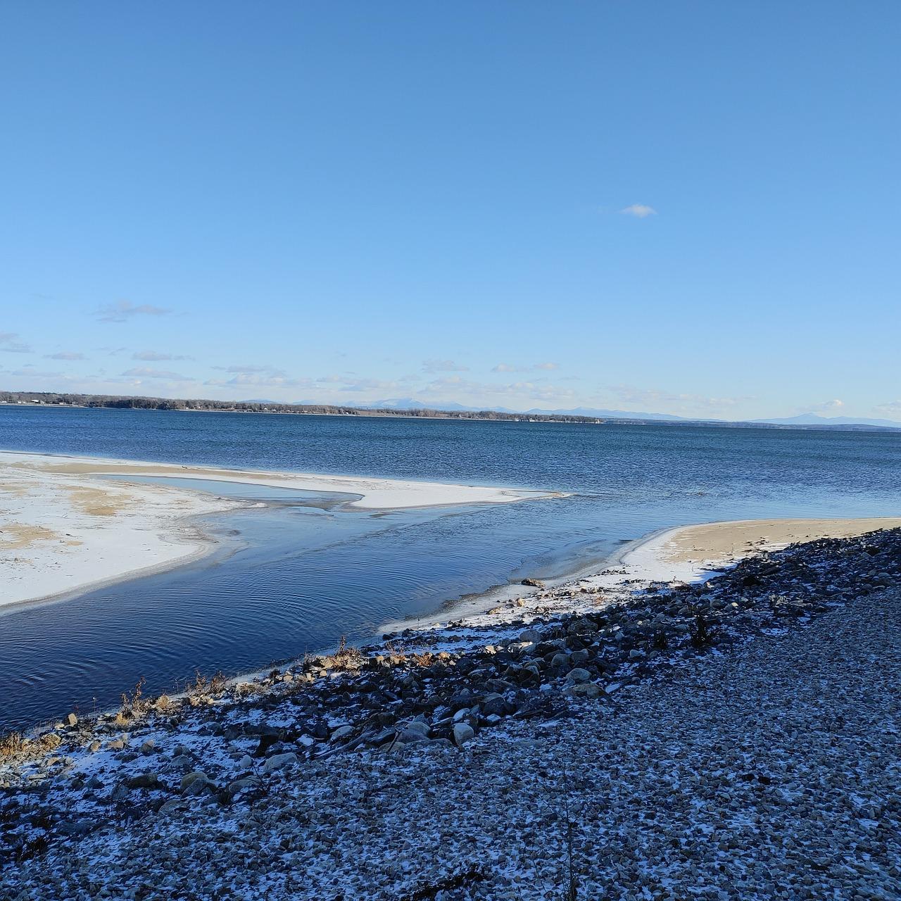 lake champlain map