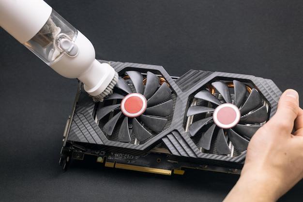 Is RX 580 still good in 2023?