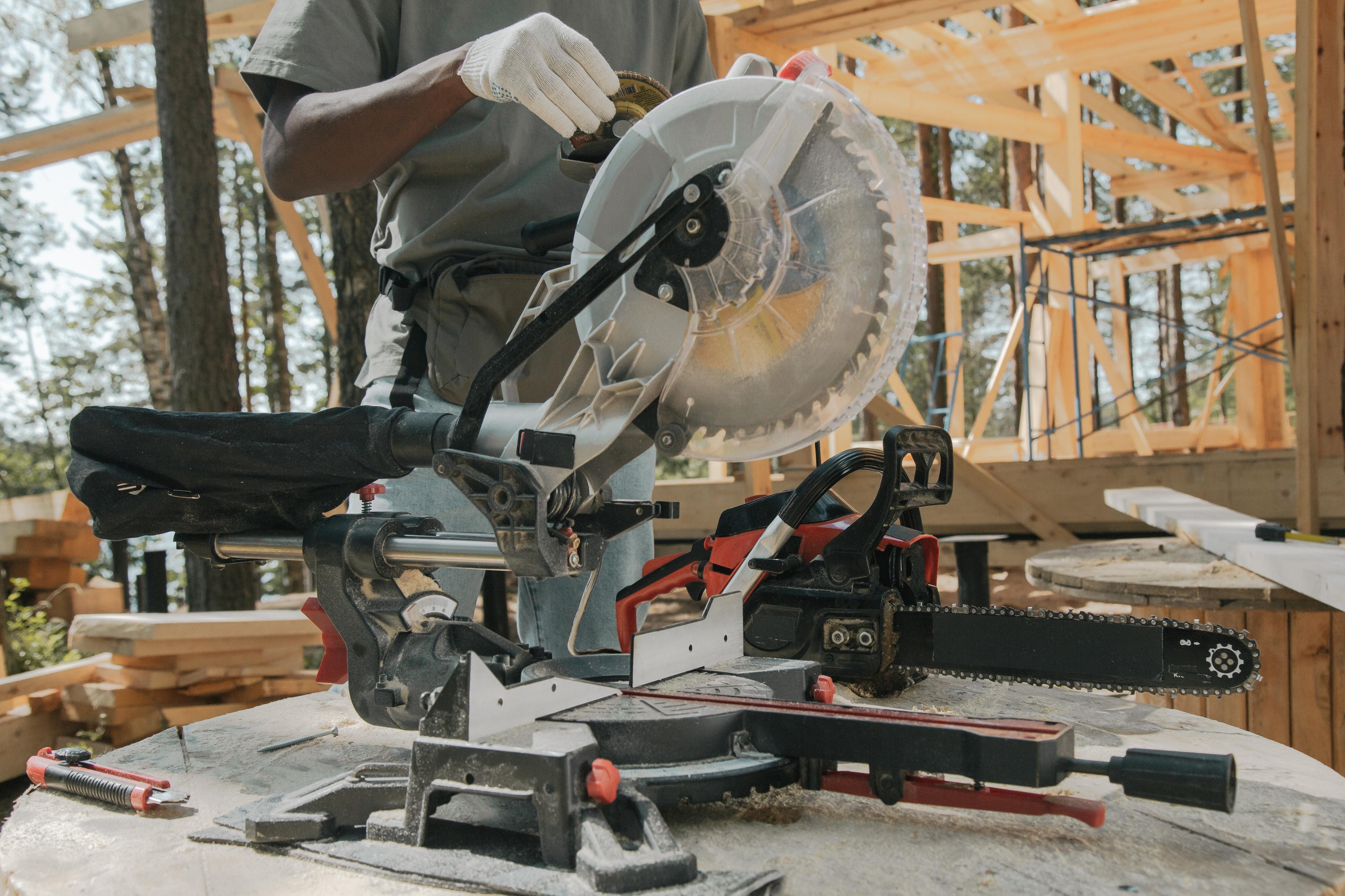 miter saw vs table saw