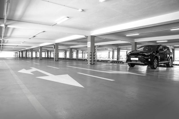 north white plains station parking garage