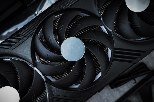 How hot does RTX 3070 Ti get?