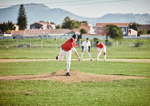  How To Throw The First Pitch At A Baseball Game 