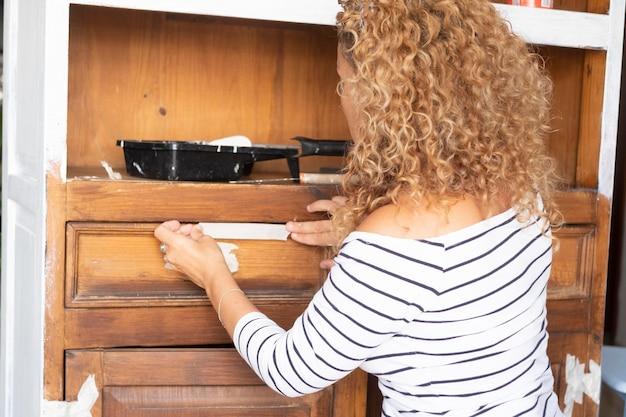 How To Clean Cabinets Before Painting 