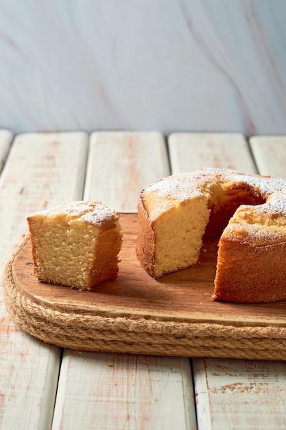 What Is The Difference Between A Bundt Cake And A Pound Cake 