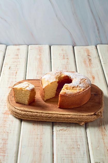 What Is The Difference Between A Bundt Cake And A Pound Cake 