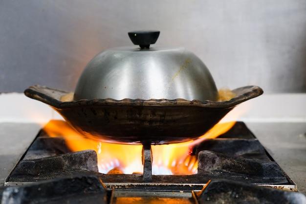 Can Clay Pots Be Used On Gas Stove 