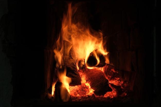  Can I Light A Gas Fireplace Without The Ceramic Logs 