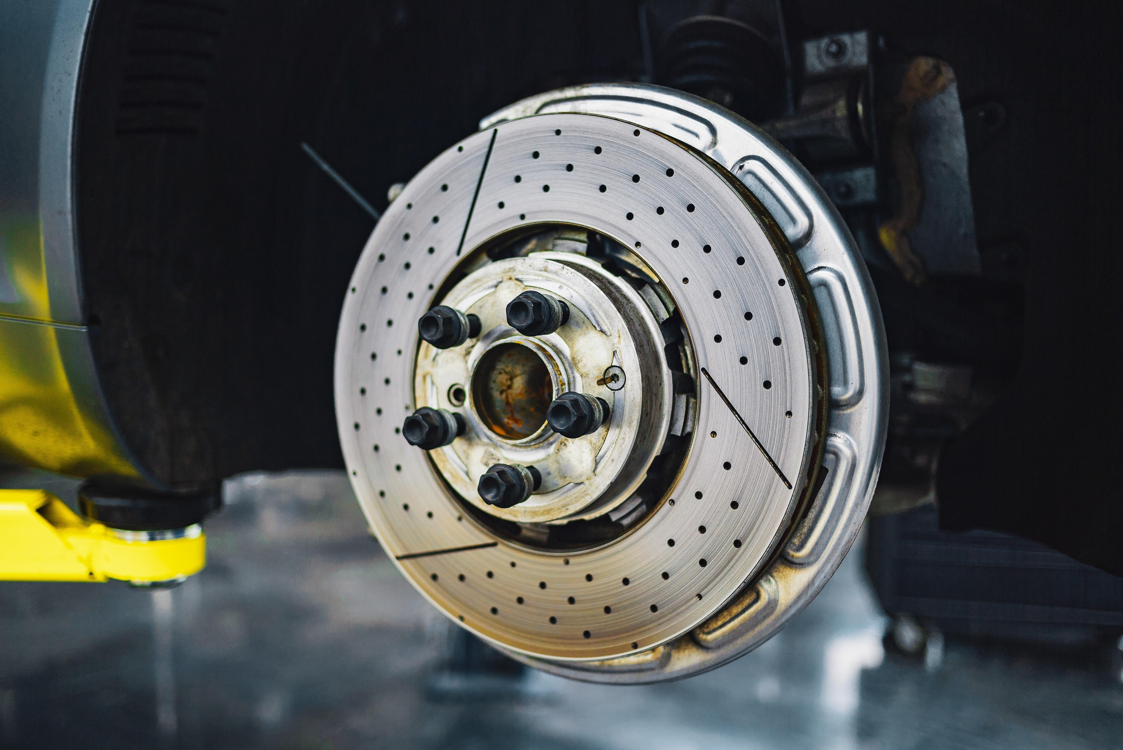 Do Ceramic Brake Pads Require Special Rotors 