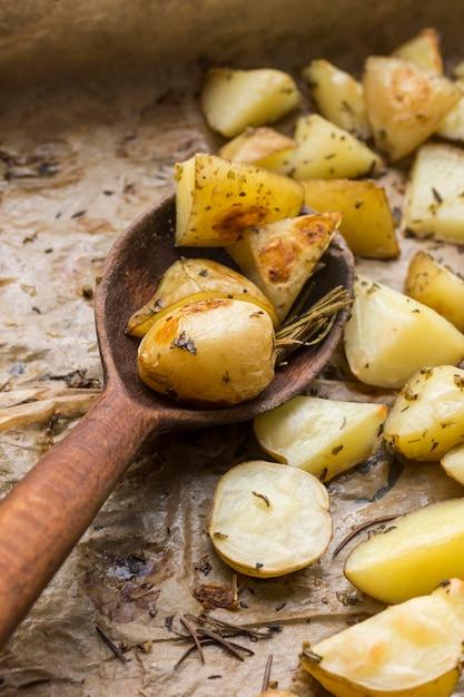 Do You Need To Poke Holes In Sweet Potatoes Before Baking 