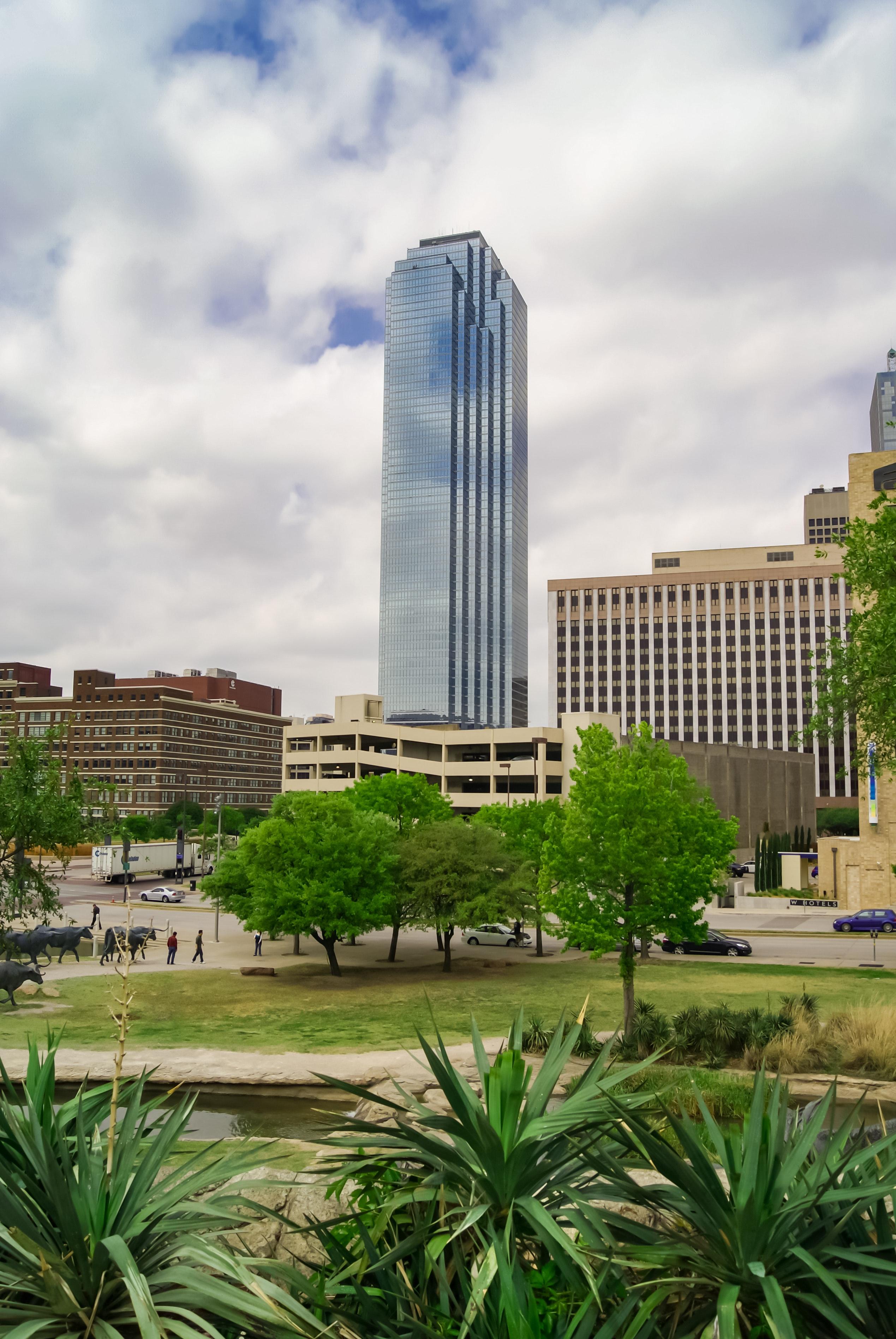 How Tall Is The Transco Tower In Houston 