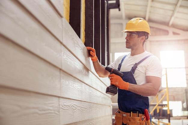  How Thick Is Wood Siding 