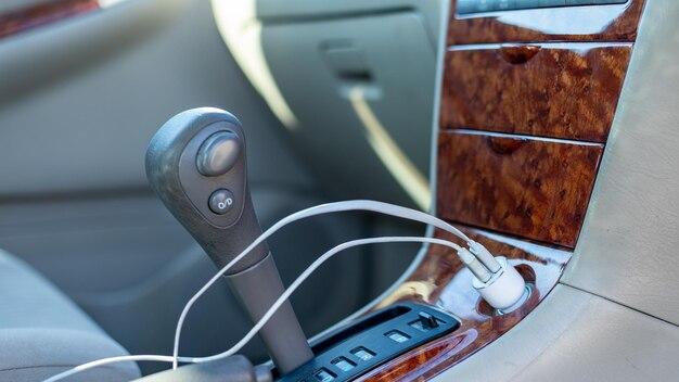  How To Charge Phone In Car Without Cigarette Lighter 