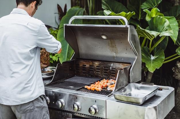 How To Clean Grill Drip Pan 