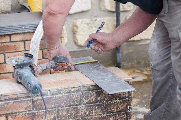  How To Cut Ceramic Tile Lengthwise 