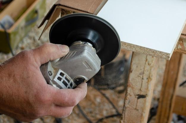  How To Cut Particle Board 