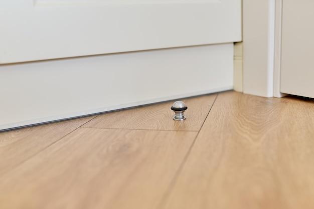 How To Fix Gap Between Door Jamb And Floor 