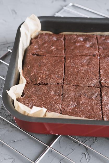 How Do You Grease A Pan For Brownies 