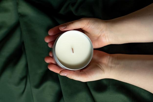 How To Make A Candle Smell Without Lighting It 