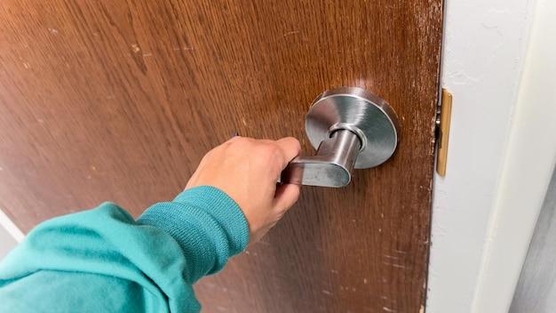 How To Make Deadbolt Hole In Door Frame 