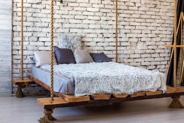  How To Make A Floating Bed Out Of Pallets 