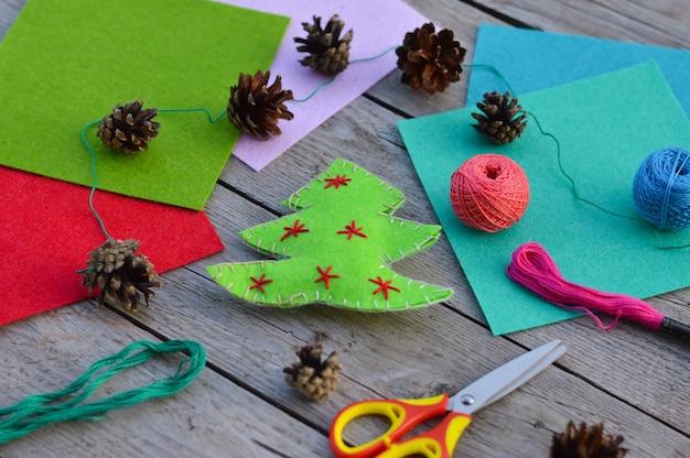  How To Make Felt Balls From Felt Sheets 