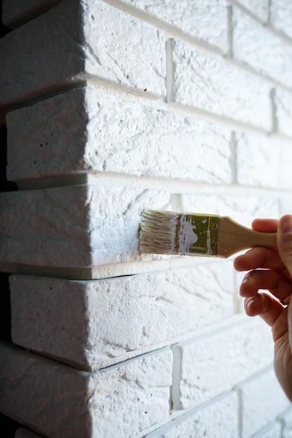 How To Paint Cinder Block Walls Inside A Simple Guide Oatuu