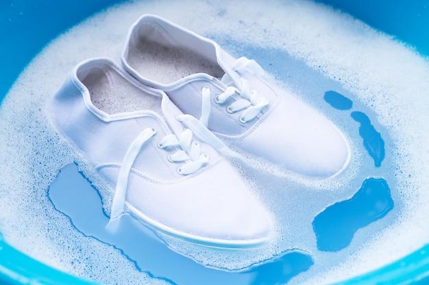  How To Remove Grass Stains From Shoes 