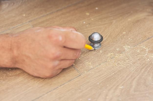 How To Restore Laminate Table Top 