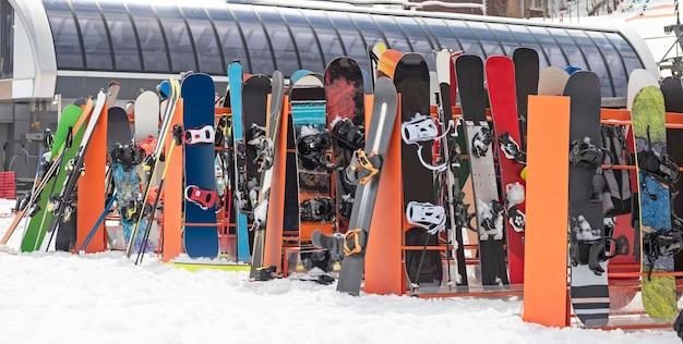 How To Strap Skis To Roof Rack 